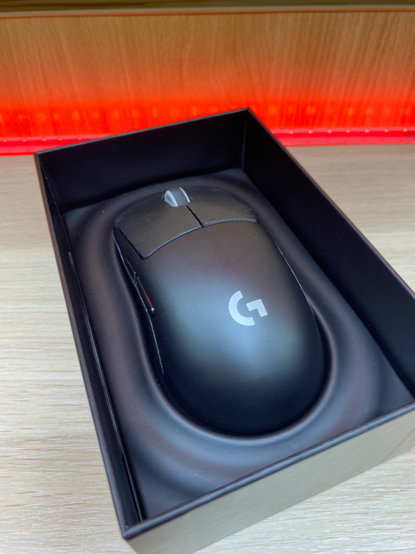 Мышь Logitech pro x superlight