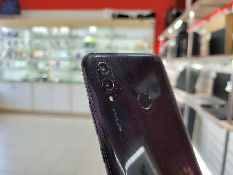 Мобильный телефон Honor 10 Lite