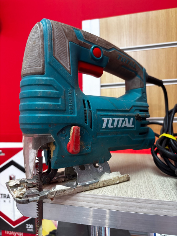 Электролобзик Total TS206656