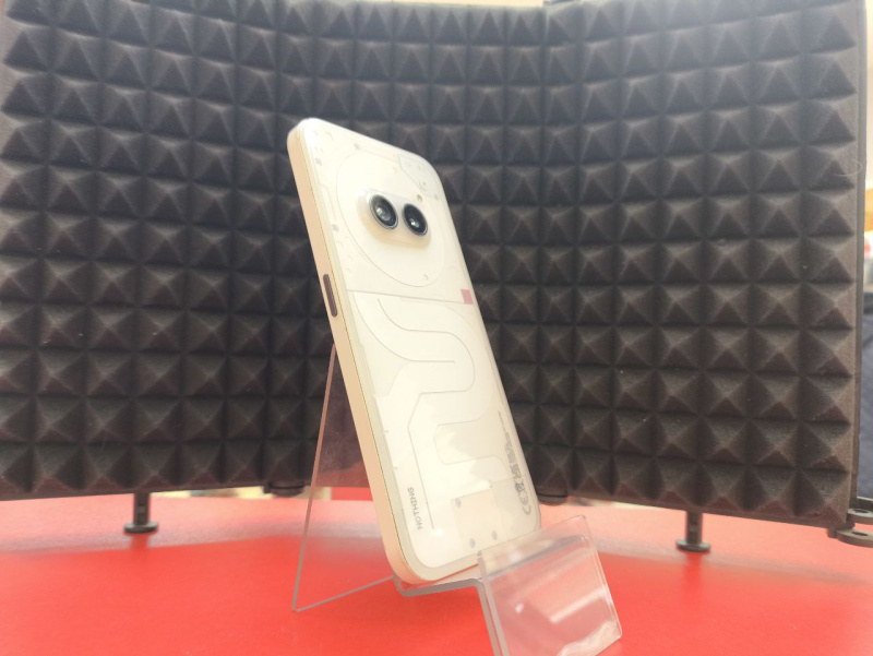 Мобильный телефон Nothing Phone (2a)