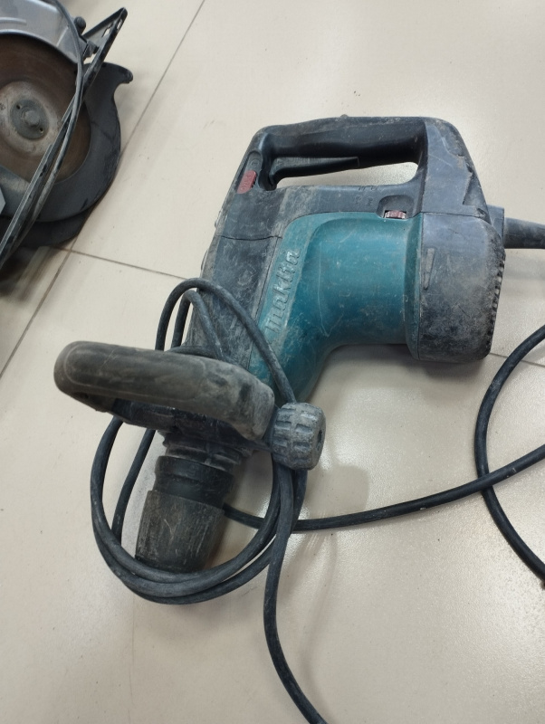 Отбойный молоток Makita 4501