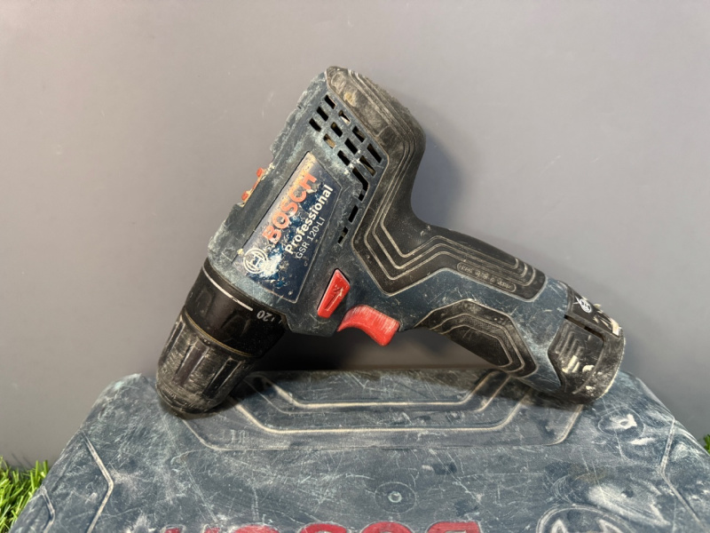 Шуруповерт Bosch GSR 120-LI